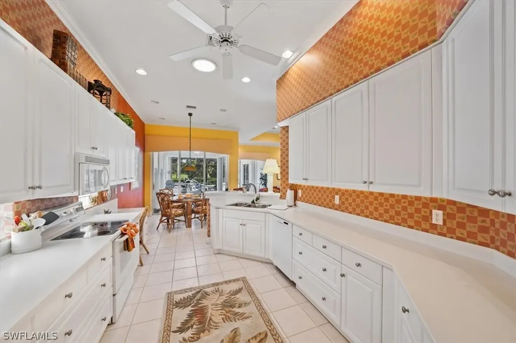 1021 Tierra Lago Way Naples FL 34119