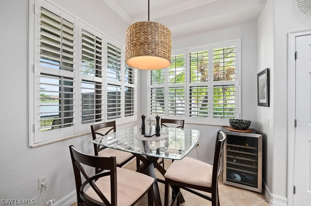 10482 Smokehouse Bay Drive Naples FL 34120