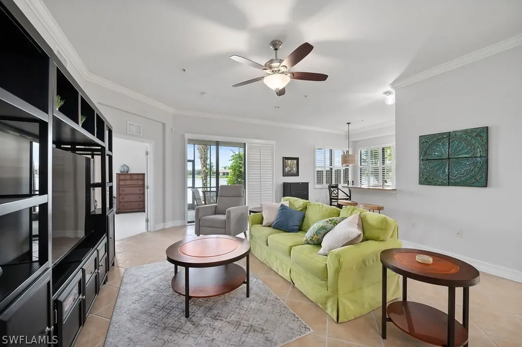 10482 Smokehouse Bay Drive Naples FL 34120