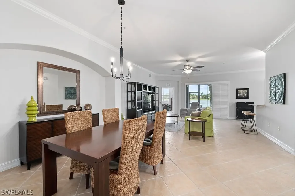 10482 Smokehouse Bay Drive Naples FL 34120