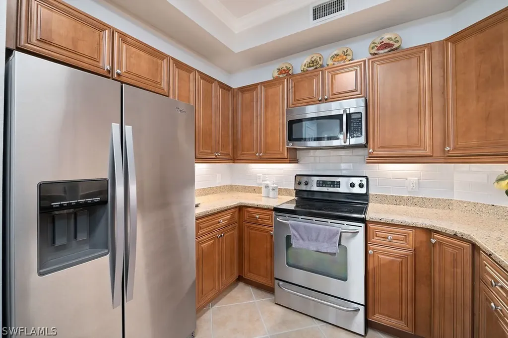 10482 Smokehouse Bay Drive Naples FL 34120