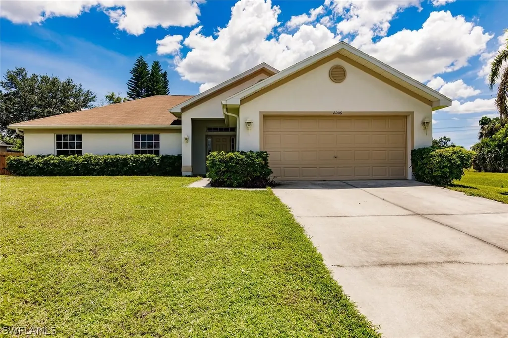 2206 NE 24th Terrace Cape Coral FL 33909