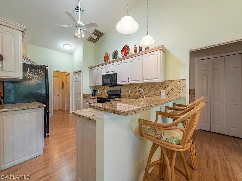 5107 Harrogate Court Naples FL 34112