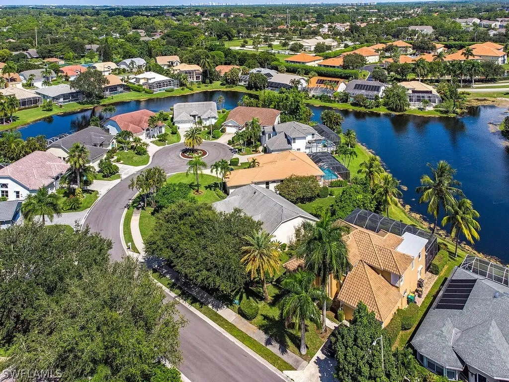 5107 Harrogate Court Naples FL 34112