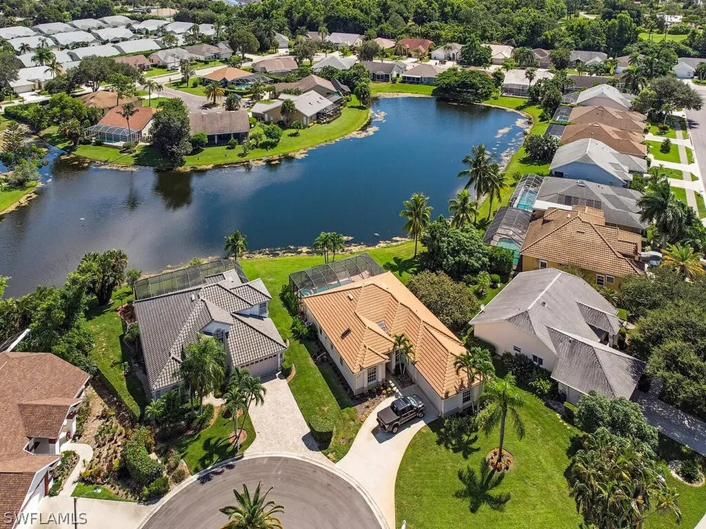 5107 Harrogate Court Naples FL 34112
