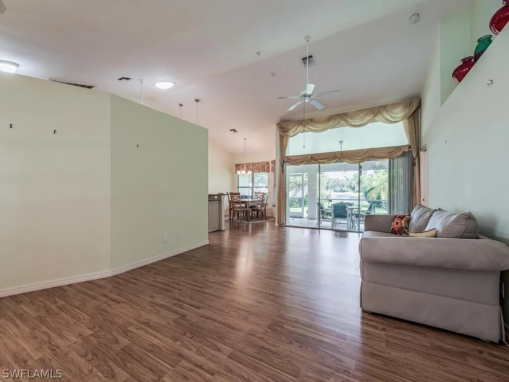 5107 Harrogate Court Naples FL 34112