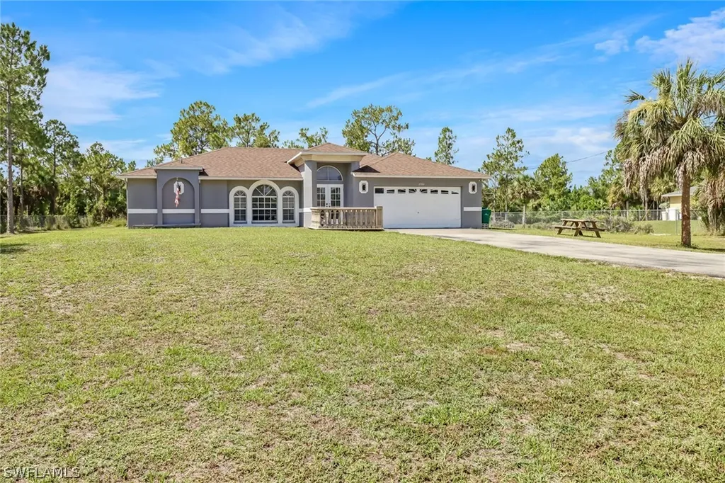 2960 8th Avenue SE Naples FL 34117