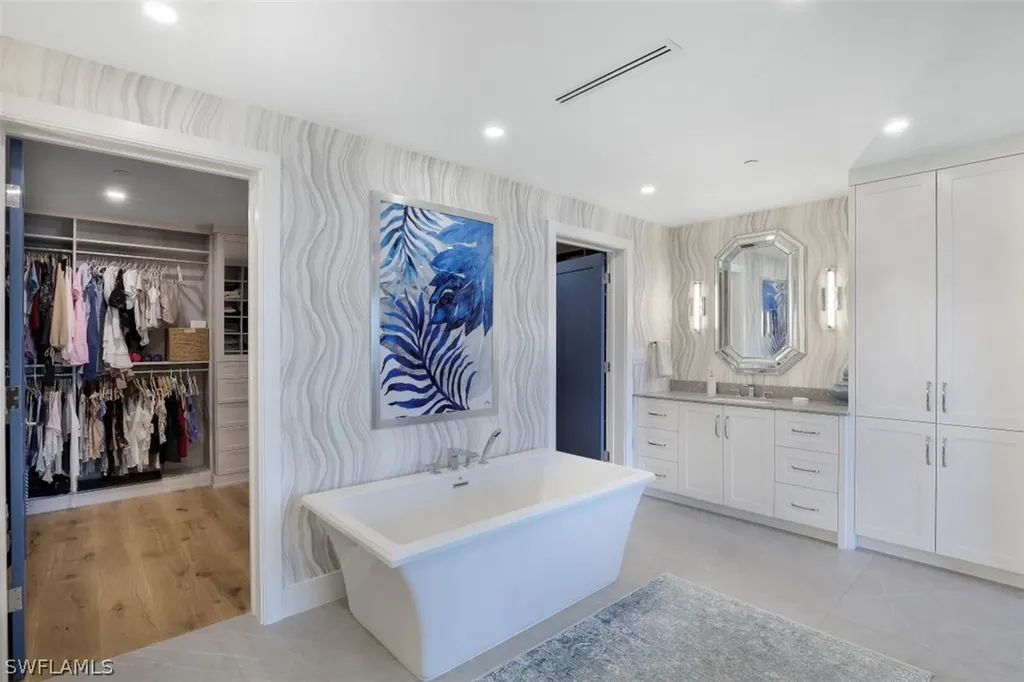13925 Old Coast Road Naples FL 34110