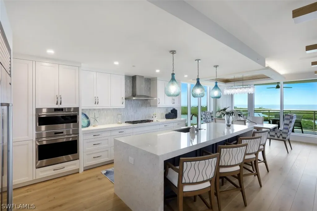 13925 Old Coast Road Naples FL 34110