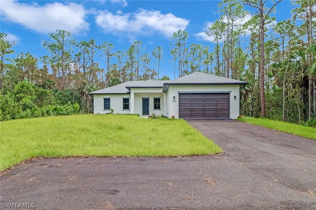 4410 8th Avenue SE Naples FL 34117