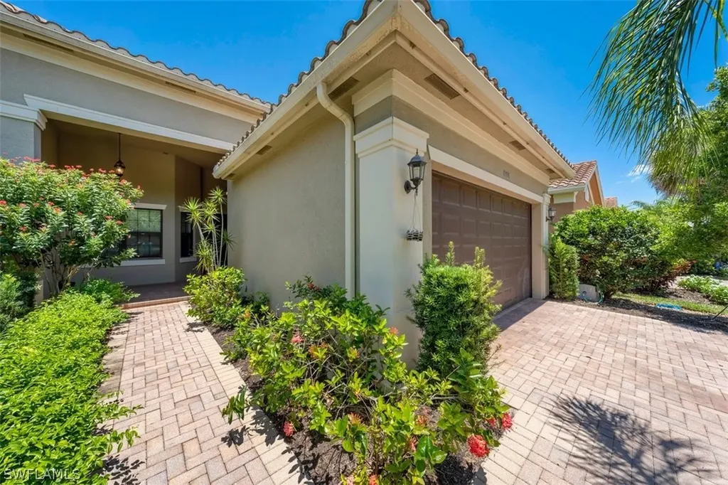 Naples FL, 13491 Coronado Drive