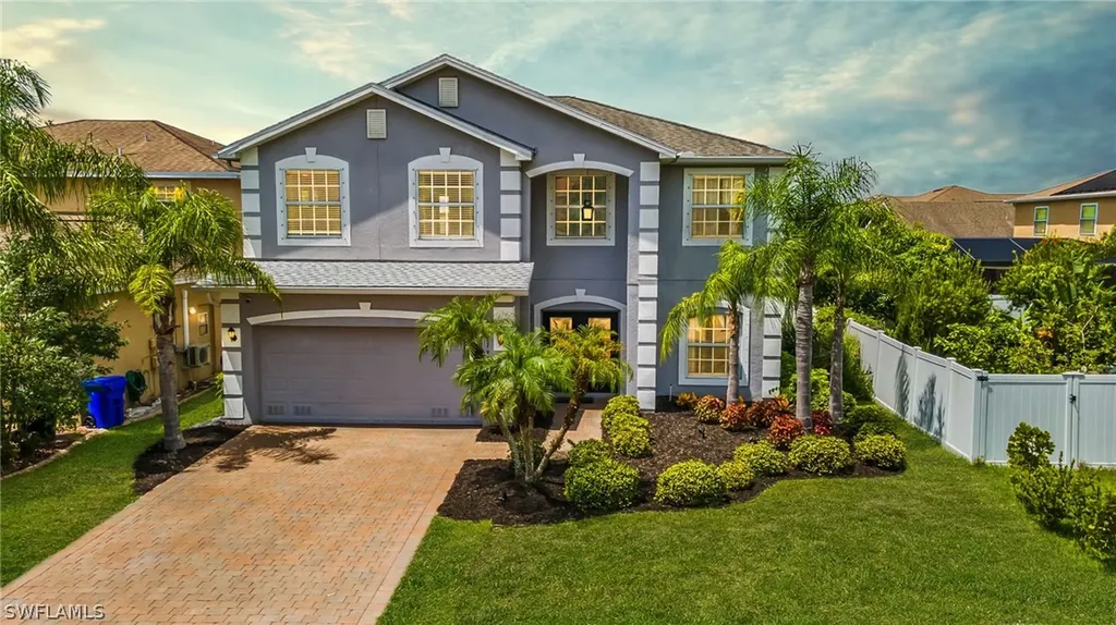 Lehigh Acres FL, 8197 Silver Birch Way