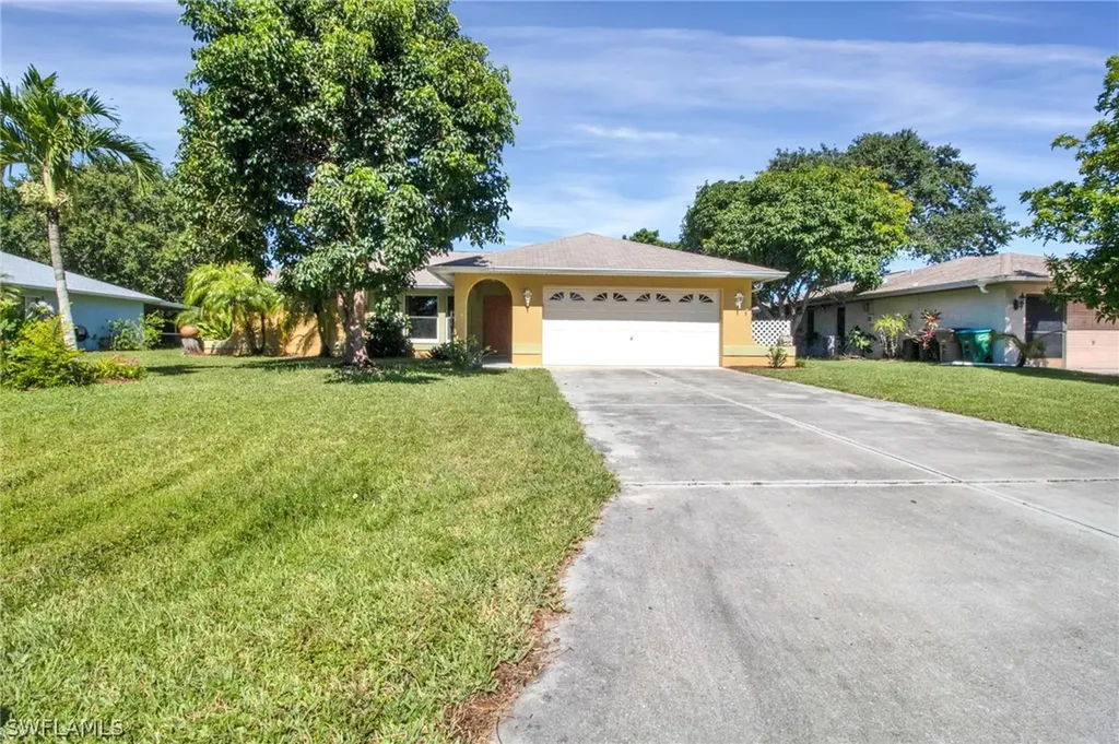 716 SE 10th Avenue Cape Coral FL 33990