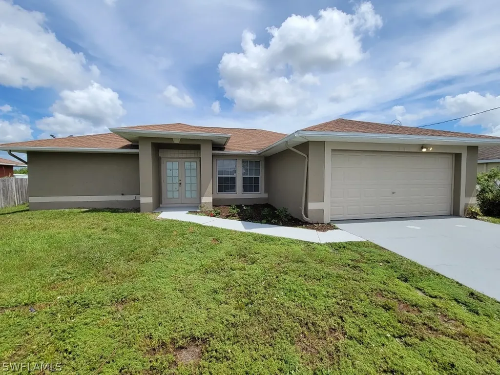 3002 28th Street SW Lehigh Acres FL 33976