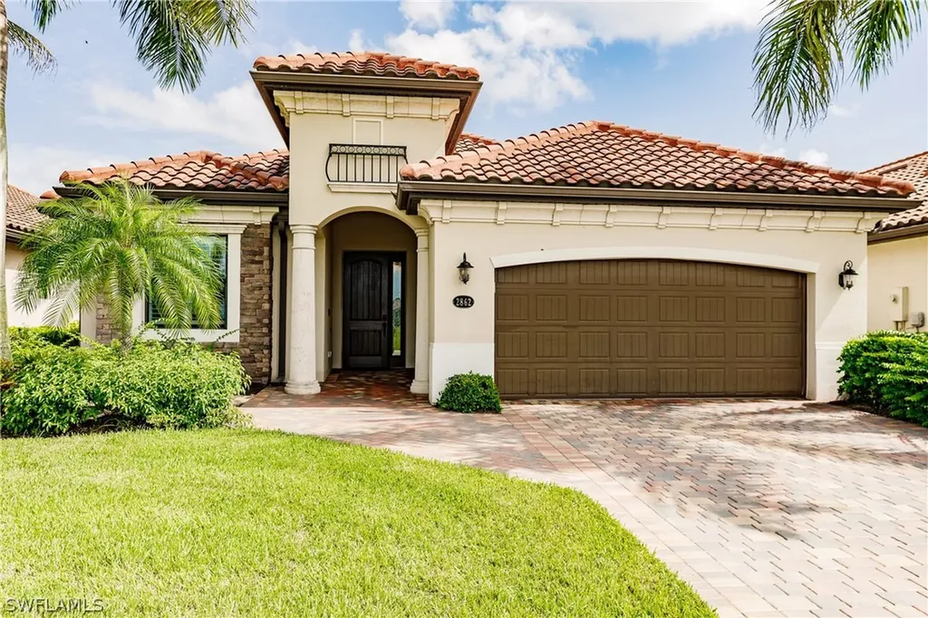 2862 Aviamar Circle Naples FL 34114