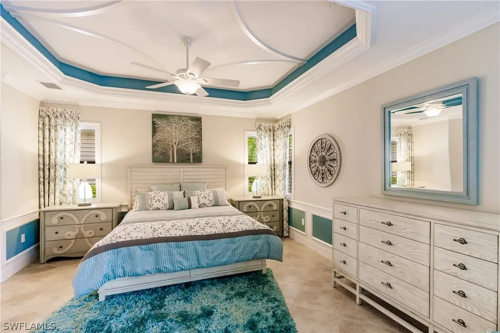 2862 Aviamar Circle Naples FL 34114