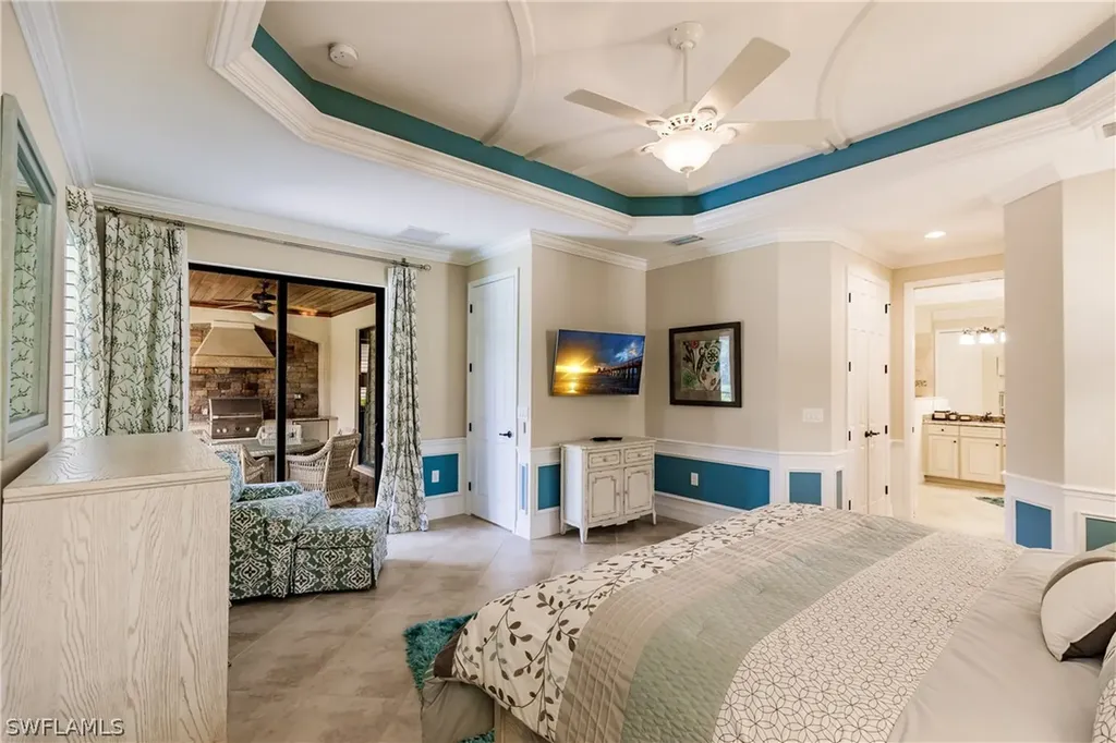 2862 Aviamar Circle Naples FL 34114