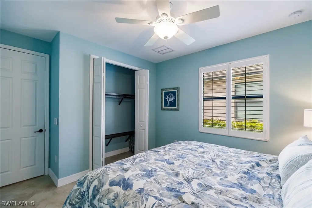 2862 Aviamar Circle Naples FL 34114