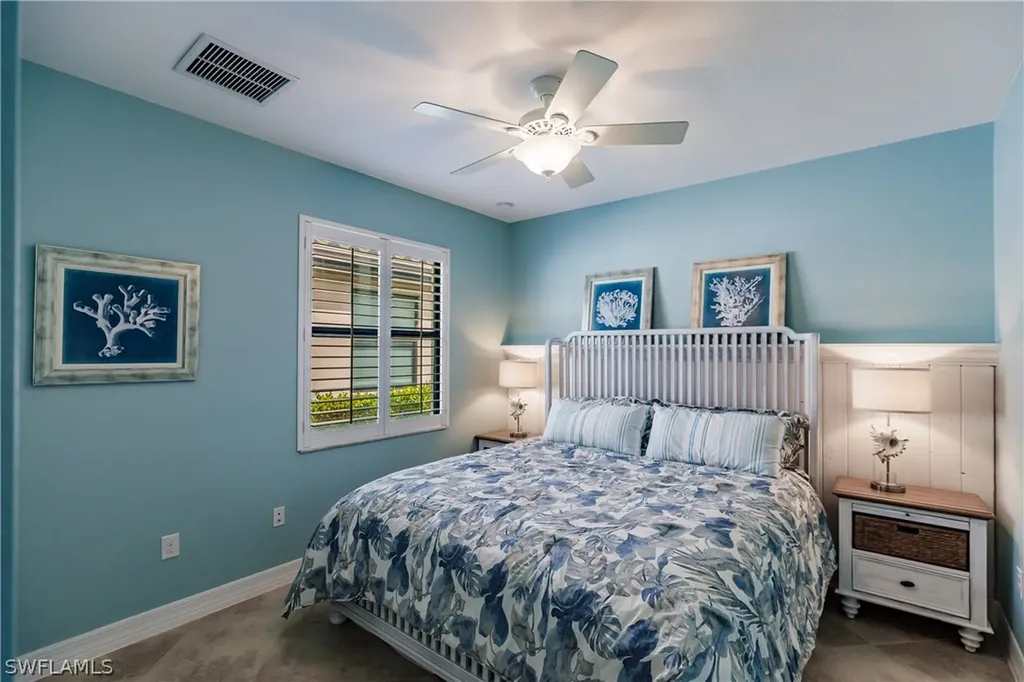 2862 Aviamar Circle Naples FL 34114