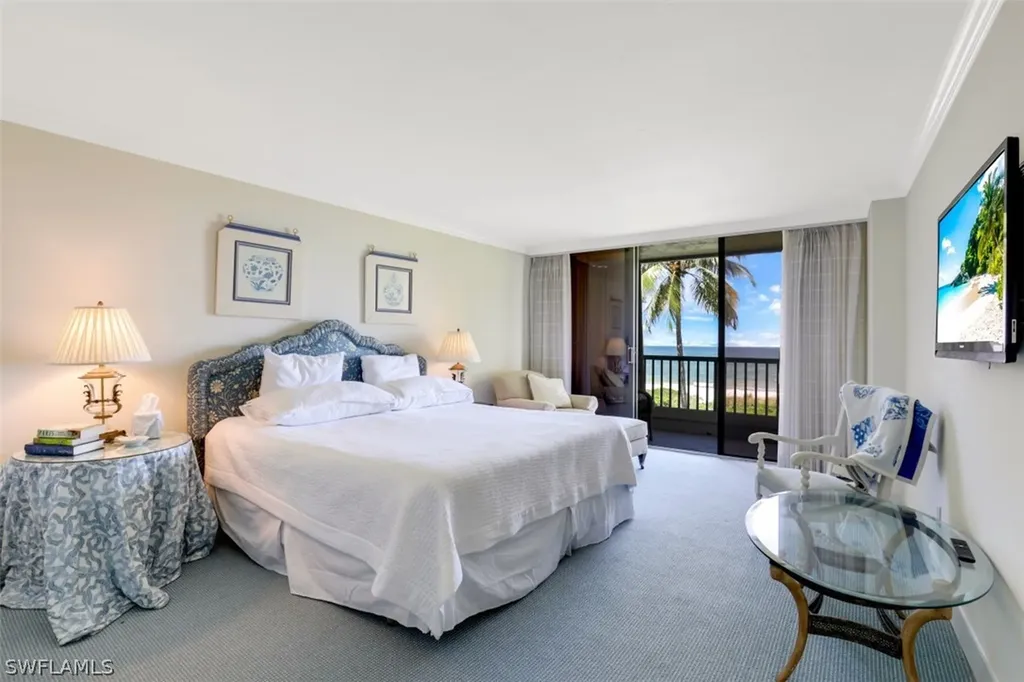 2396 Gulf Shore Boulevard N Naples FL 34103