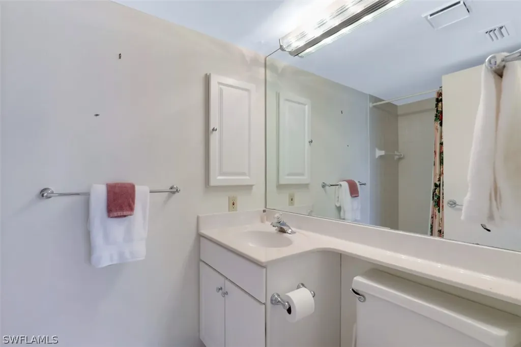 2396 Gulf Shore Boulevard N Naples FL 34103