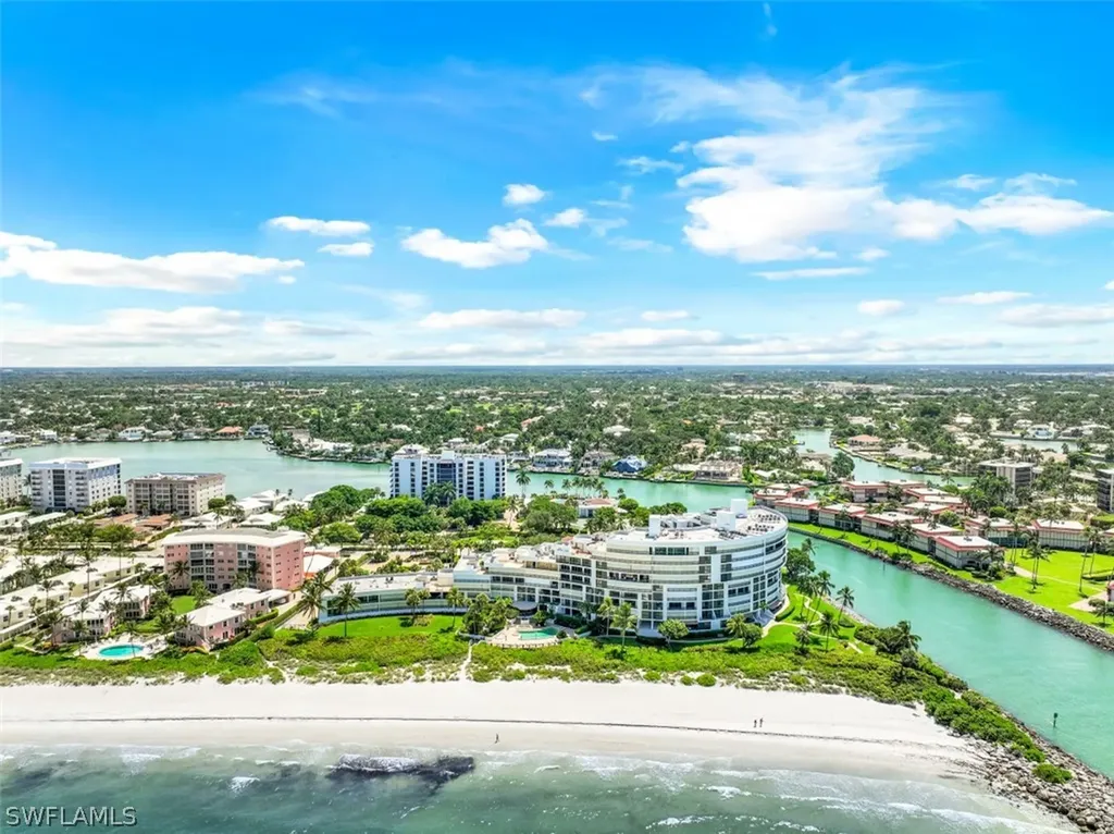 2396 Gulf Shore Boulevard N Naples FL 34103