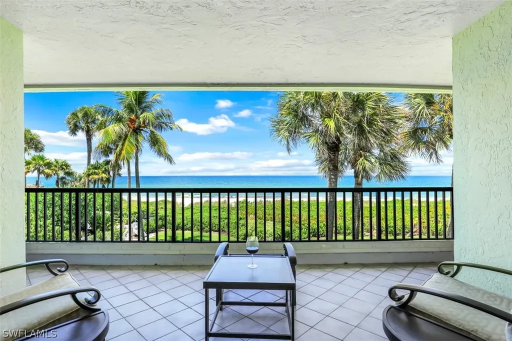 2396 Gulf Shore Boulevard N Naples FL 34103