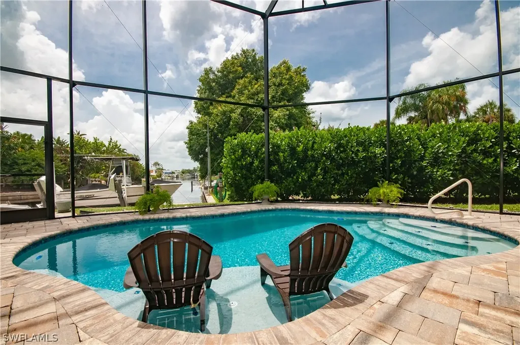 24500 Dolphin Street Bonita Springs FL 34134