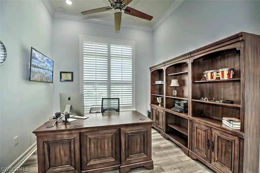 7485 Lantana Circle Naples FL 34119