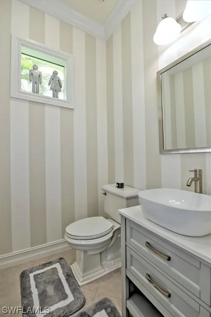 7485 Lantana Circle Naples FL 34119