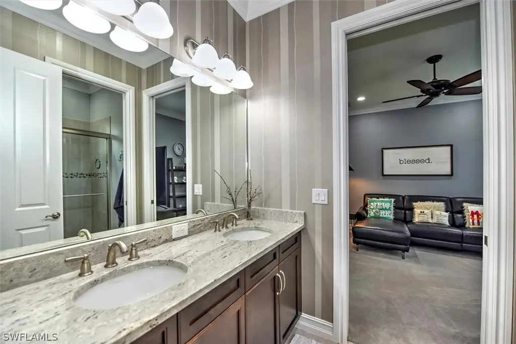 7485 Lantana Circle Naples FL 34119
