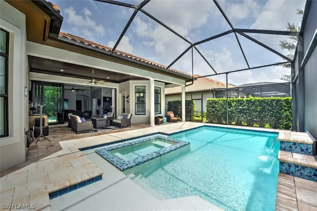 7485 Lantana Circle Naples FL 34119