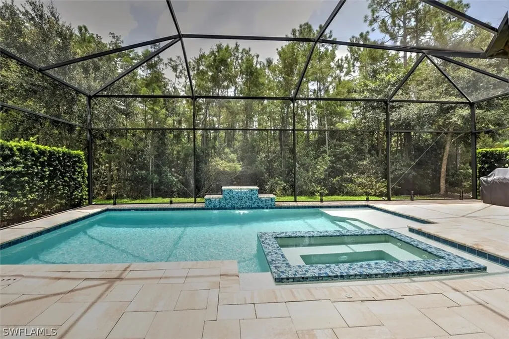 7485 Lantana Circle Naples FL 34119