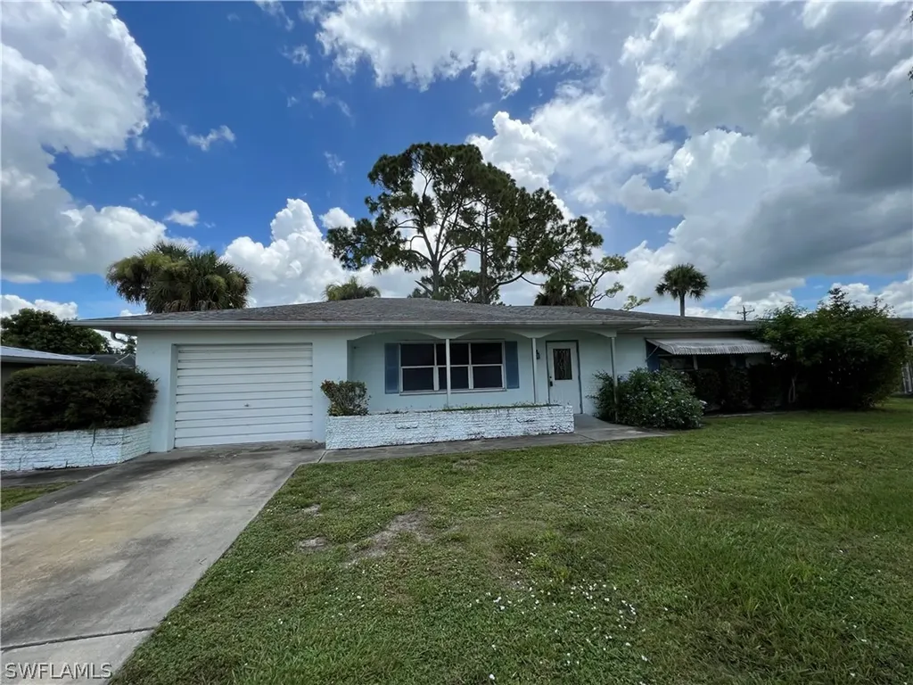 113 Waterview Avenue Lehigh Acres FL 33936