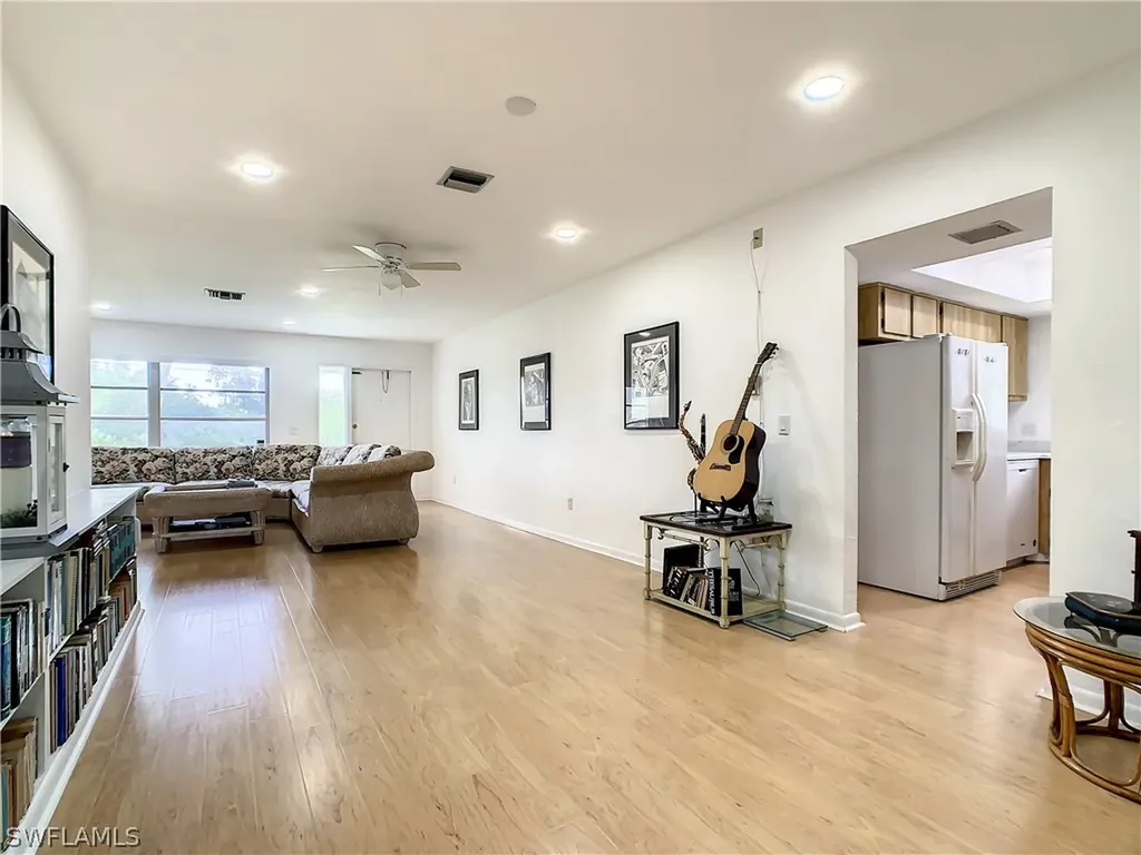 3933 12th Street N Naples FL 34103