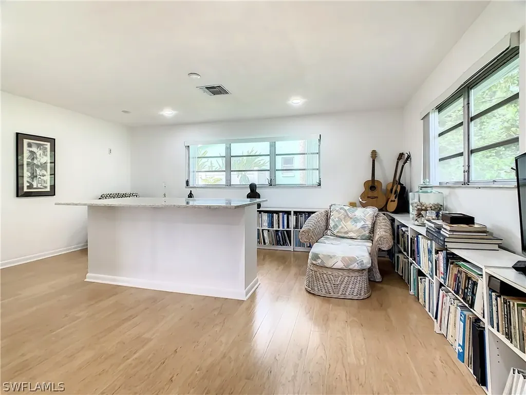 3933 12th Street N Naples FL 34103