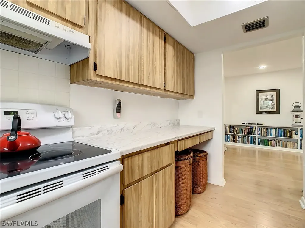 3933 12th Street N Naples FL 34103