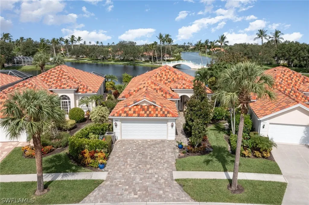 3861 Huelva Court Naples FL 34109