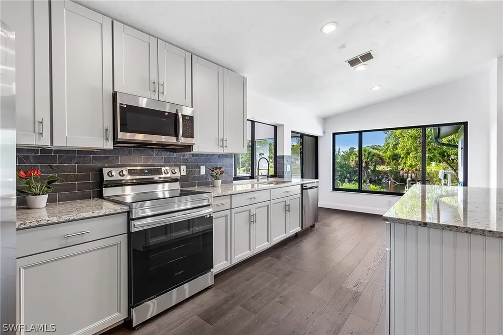 2310 SW 31st Lane Cape Coral FL 33914