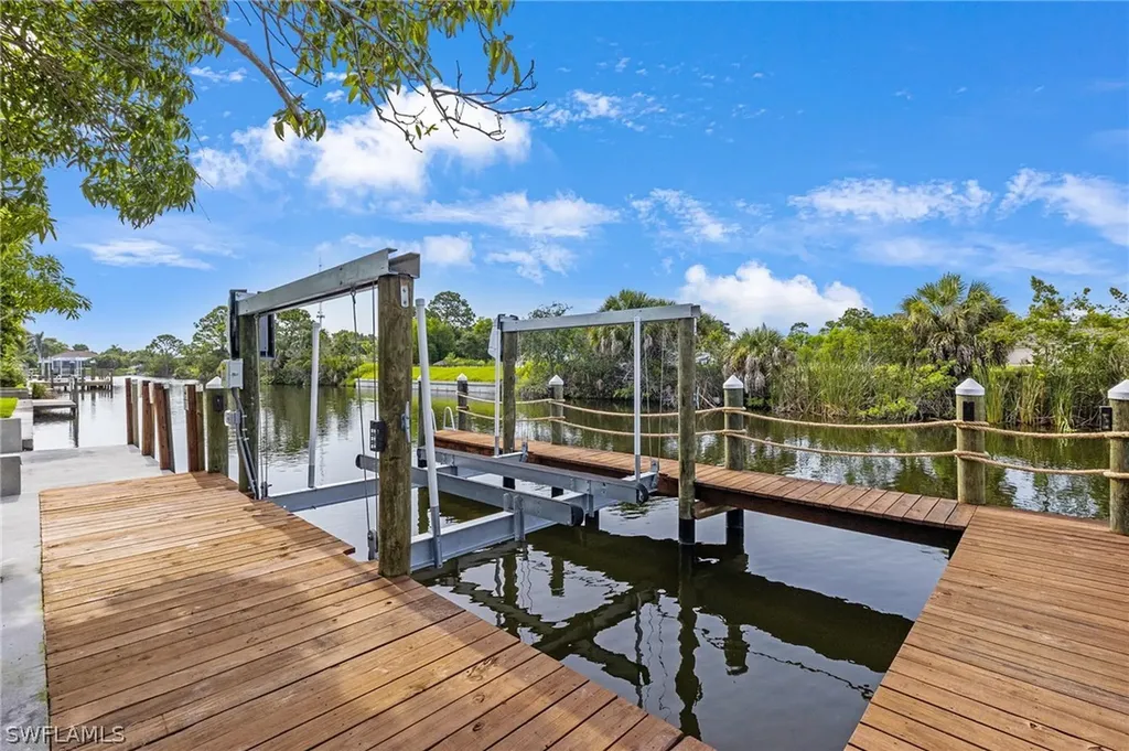 2310 SW 31st Lane Cape Coral FL 33914