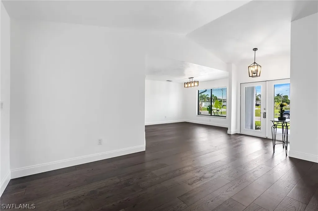 2310 SW 31st Lane Cape Coral FL 33914