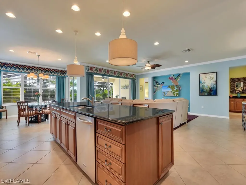 8581 Julia Lane Naples FL 34114