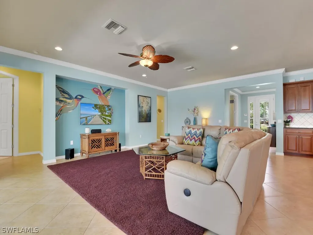 8581 Julia Lane Naples FL 34114