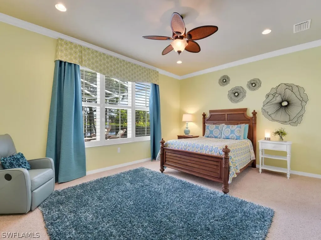 8581 Julia Lane Naples FL 34114