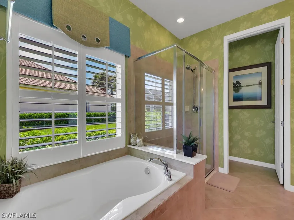 8581 Julia Lane Naples FL 34114