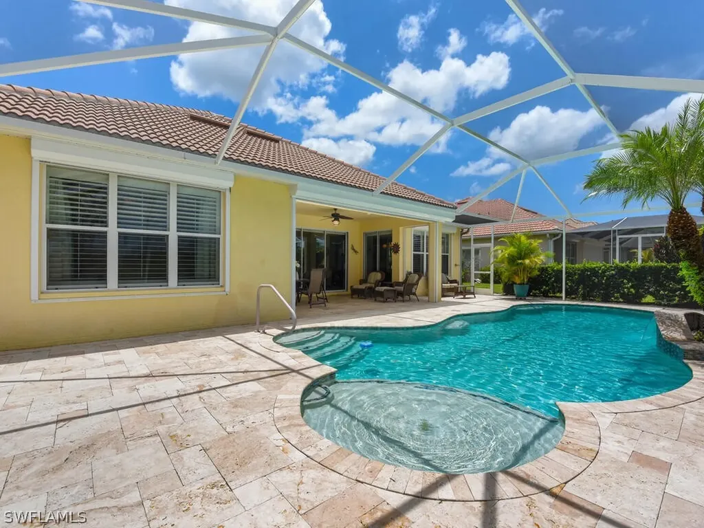 8581 Julia Lane Naples FL 34114