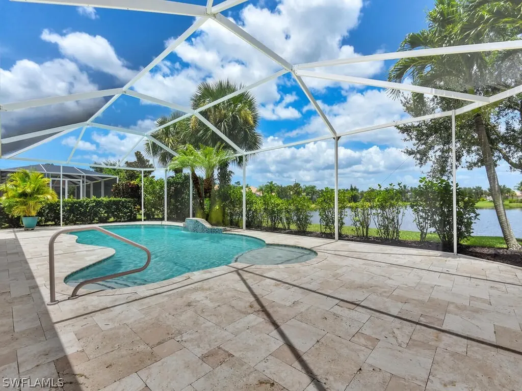 8581 Julia Lane Naples FL 34114