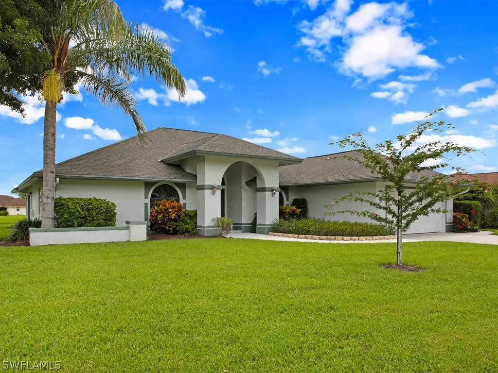 9834 Campbell Circle Naples FL 34109