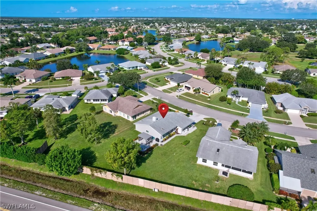 136 Bordeaux Circle Naples FL 34112