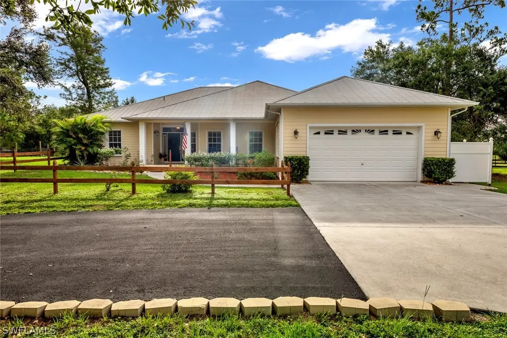 20150 Keola Lane North Fort Myers FL 33917